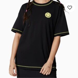 Converse
(WMNS) Converse Casual T-Shirt
'Black Yellow' smiley Size M
